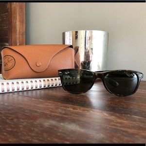 Ray-Ban New Wayfarer Tortoiseshell Brown 55mm 😎